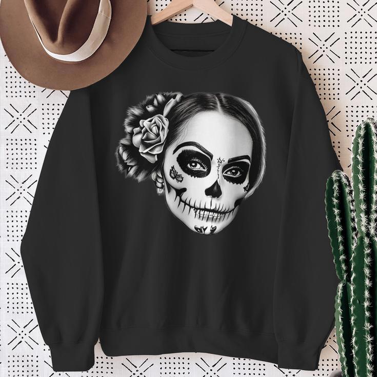 Beautiful La Catrina Santa Muerte Mexican Sweatshirt Geschenke für alte Frauen