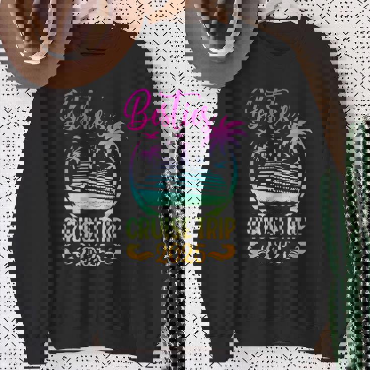 Besties Cruise Trip 2025 Besties Cruising Vacation Travel Sweatshirt Gifts for Old Women
