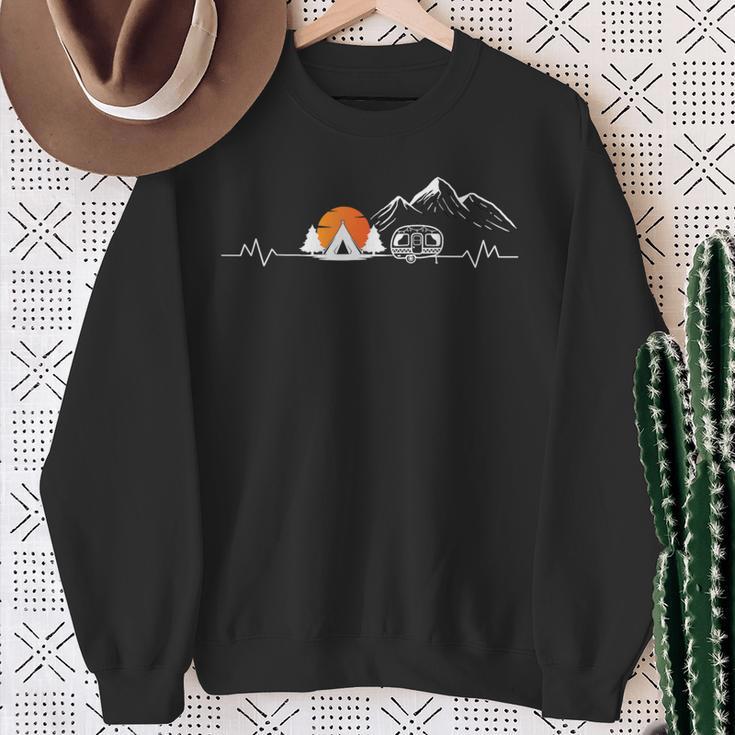 Camping Heartbeat Motorhome Accessories Sayings Sweatshirt Geschenke für alte Frauen