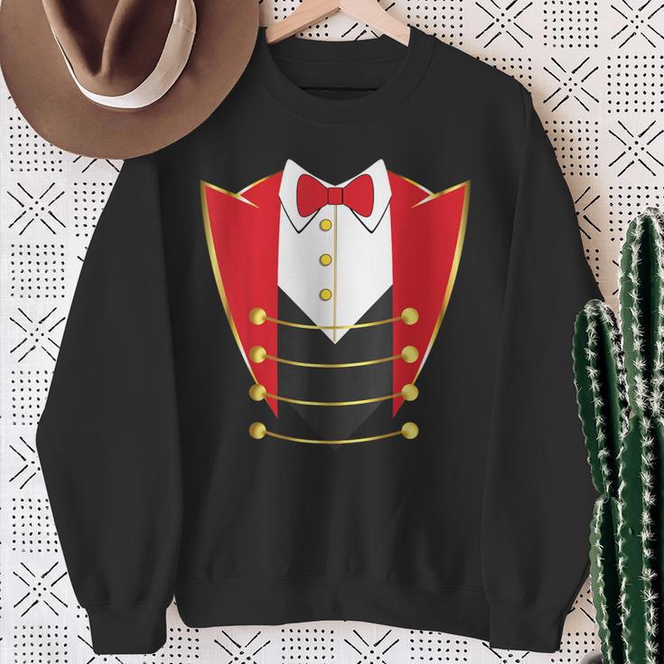 Circus Director Circus Frac Sweatshirt Geschenke für alte Frauen