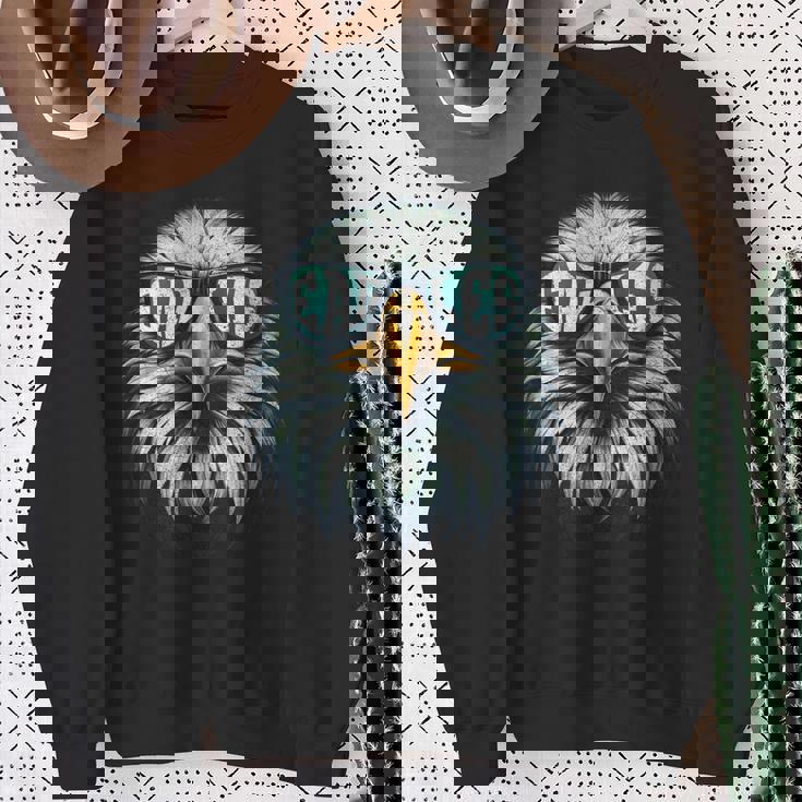 Cool Face Eagle With Sunglasses Vintage Eagles Flying Bird Sweatshirt Gifts for Old Women