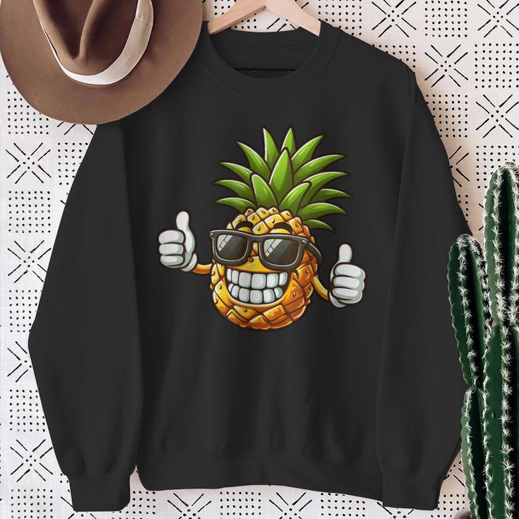 Cool Pineapple Wearing Sunglasses Fun Fruit Sweatshirt Geschenke für alte Frauen