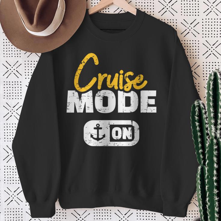 Cruise Cruise Mode On Sweatshirt Geschenke für alte Frauen