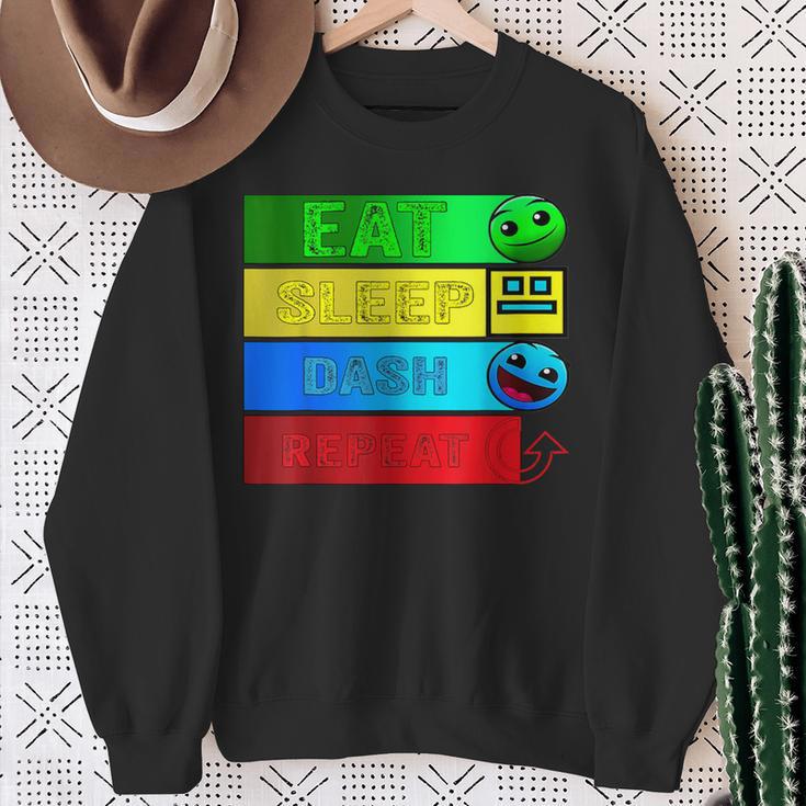 Eat Sleep Dash Repeatideo Game Geometryideo Gamer Sweatshirt Geschenke für alte Frauen