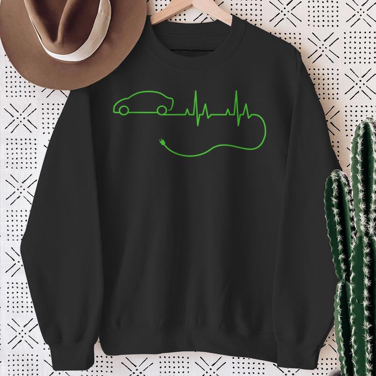 Electric Car Heartbeat Electricehicle Ev Sweatshirt Geschenke für alte Frauen