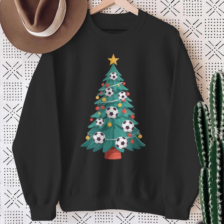 Football Christmas Tree Outfit For The Holidays Sweatshirt Geschenke für alte Frauen