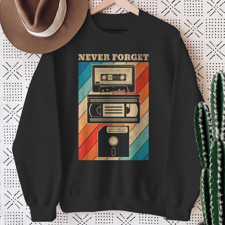 Never Forget Diskettehs Band 90S 80S Cassette Sweatshirt Geschenke für alte Frauen