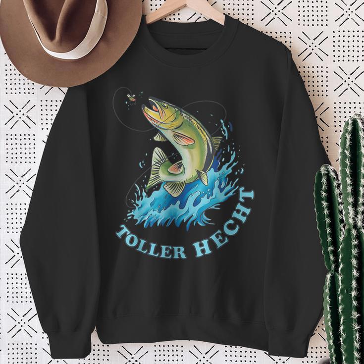 Fishing Saying With Fish And Bait Sweatshirt Geschenke für alte Frauen