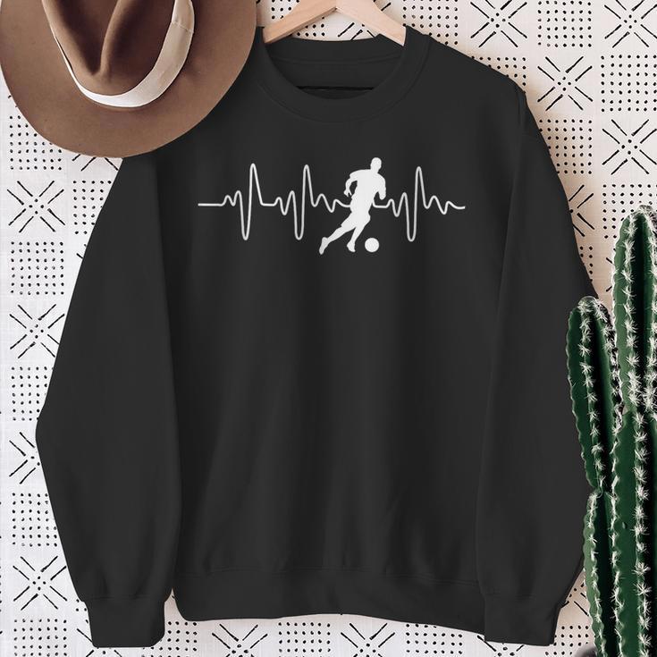 Idea For Footballer Heartbeat Football Sweatshirt Geschenke für alte Frauen