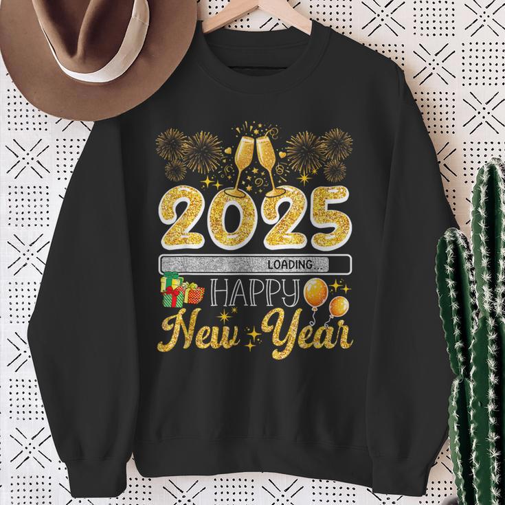 Happy New Year 2025 Loading Fireworks Champagne Lover Sweatshirt Geschenke für alte Frauen