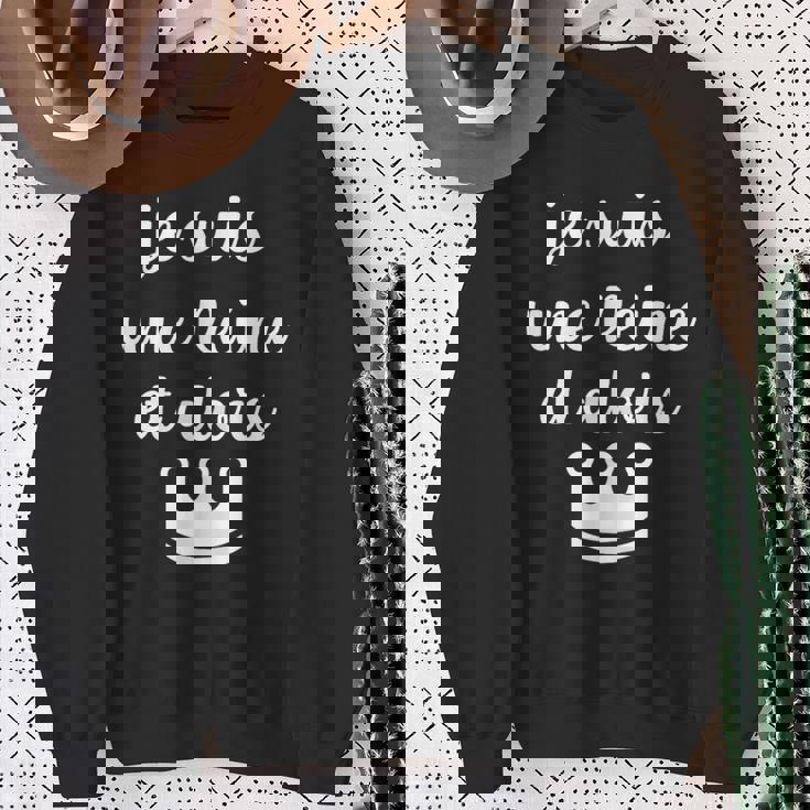 Je Suis Une Reine Et Alors Sweater e Cadeaux pour les femmes âgées