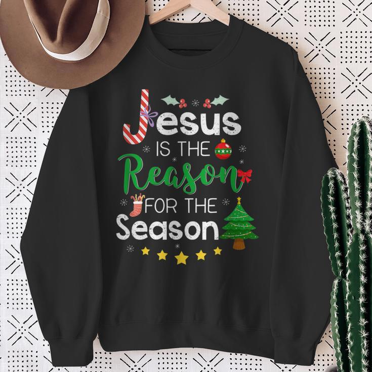 Jesus Is The Reason For The Season Christmas Xmas Sweatshirt Geschenke für alte Frauen