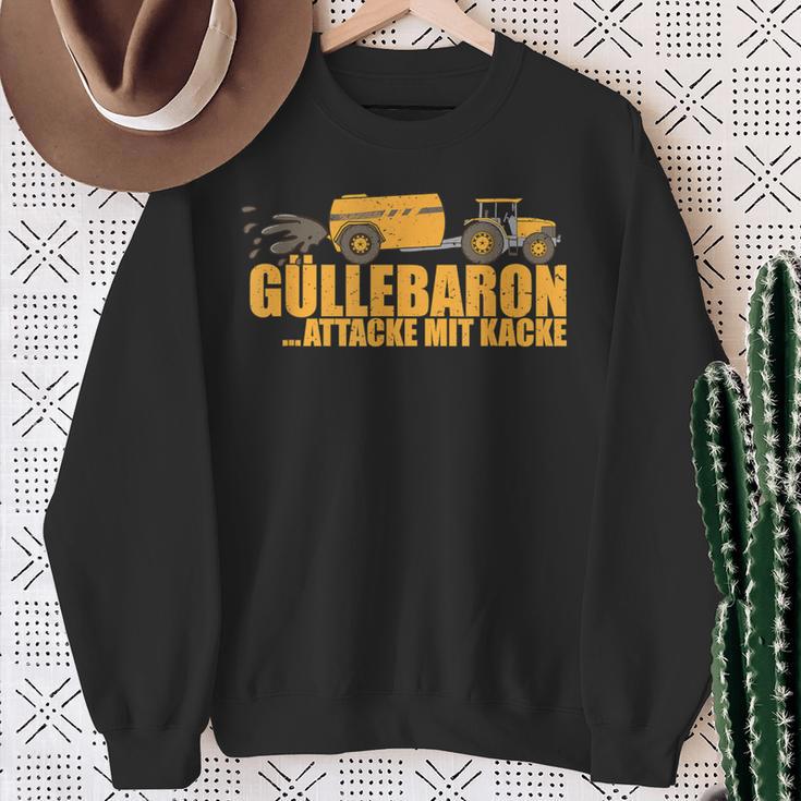 Landillage Güllebaron Attack With Poo Farmer Sweatshirt Geschenke für alte Frauen