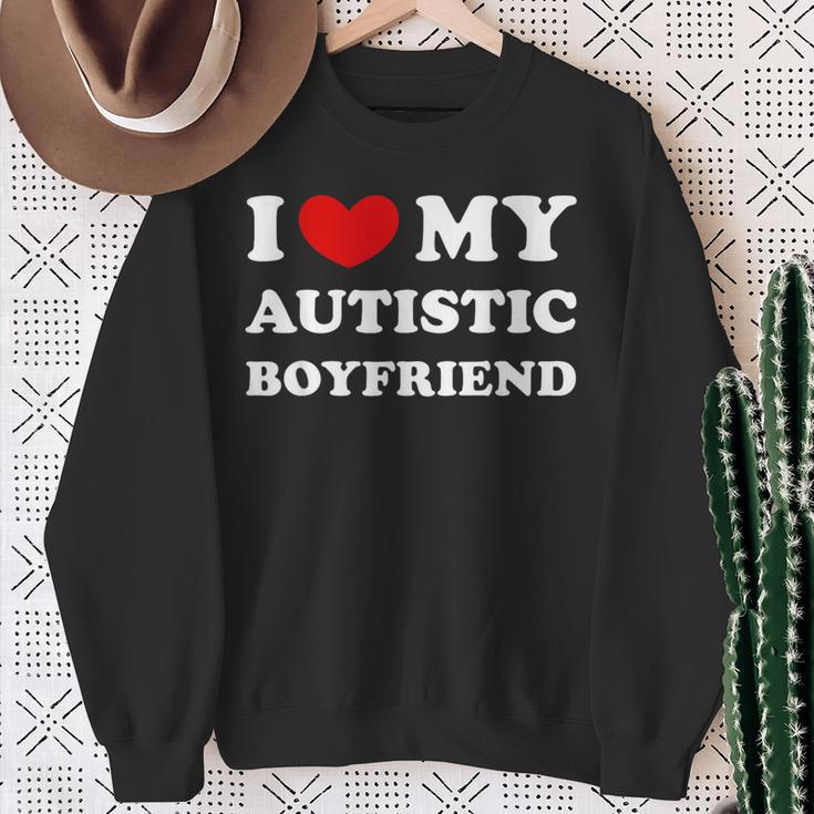 I Love My Autistic Boyfriend Love My Autistic Friend Sweatshirt Geschenke für alte Frauen