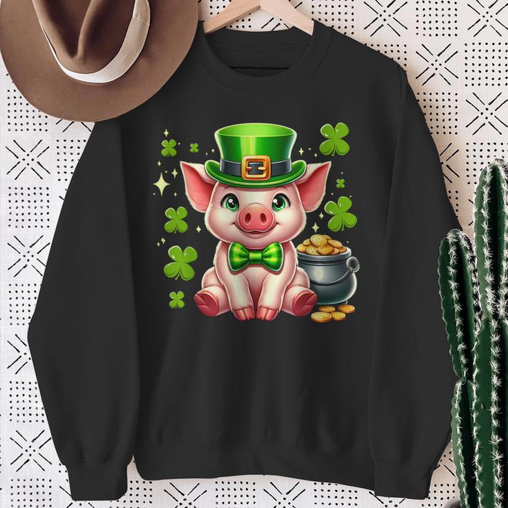 Lucky Pig New Year's Eve Pig New Year Lucky Pigs Sweatshirt Geschenke für alte Frauen