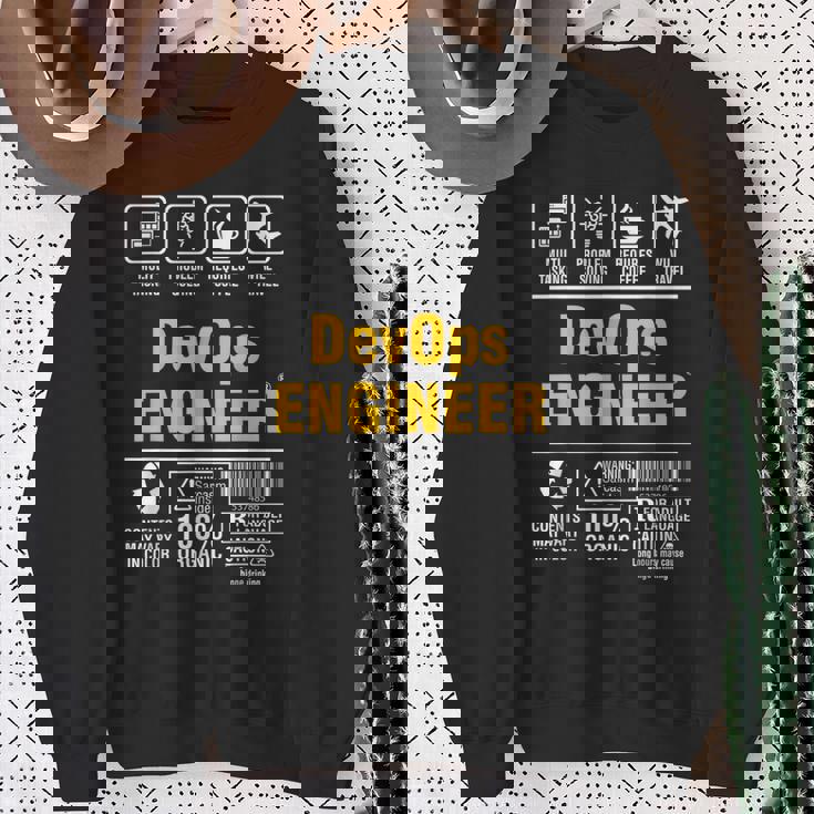 Multitarea Caféiajes Amante Orgulloso Geeky Devops Ingeniero Camisa de entrenamiento Regalos para ancianas