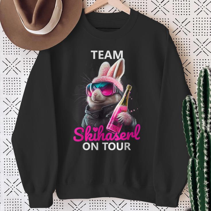 Skiing Team Skihaserl On Tour Apres-Ski Sweatshirt Geschenke für alte Frauen