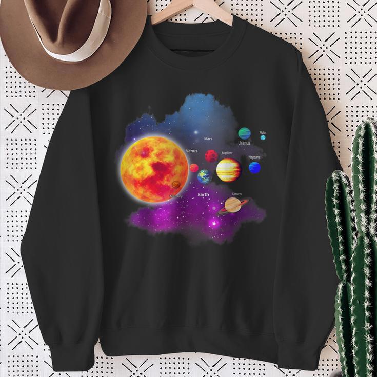 Solar System Motif With Sun Planets Stars Galaxies Sweatshirt Geschenke für alte Frauen