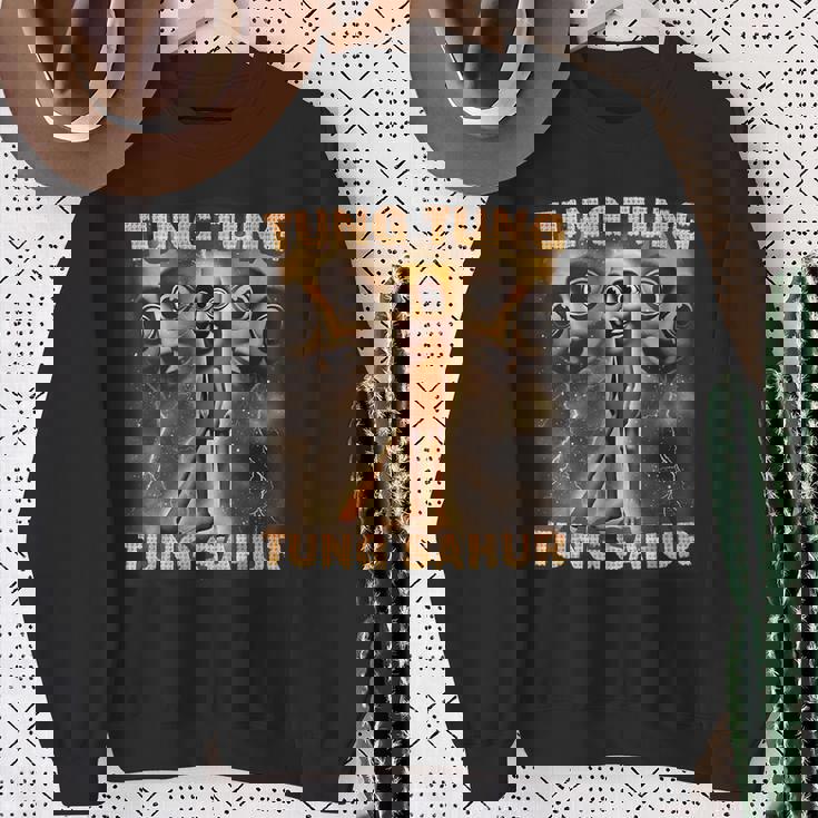 Tung Tung Tung Sahur Baseball Bat Italian Brainrot Sweatshirt Gifts for Old Women