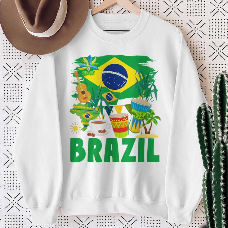 Brazil Flag Outfit Idea For Children Brazil & Brazilian Flag Yellow Sweatshirt Geschenke für alte Frauen