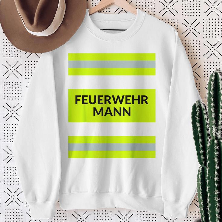 With Firefighter Costume Carnival Profession Red Sweatshirt Geschenke für alte Frauen