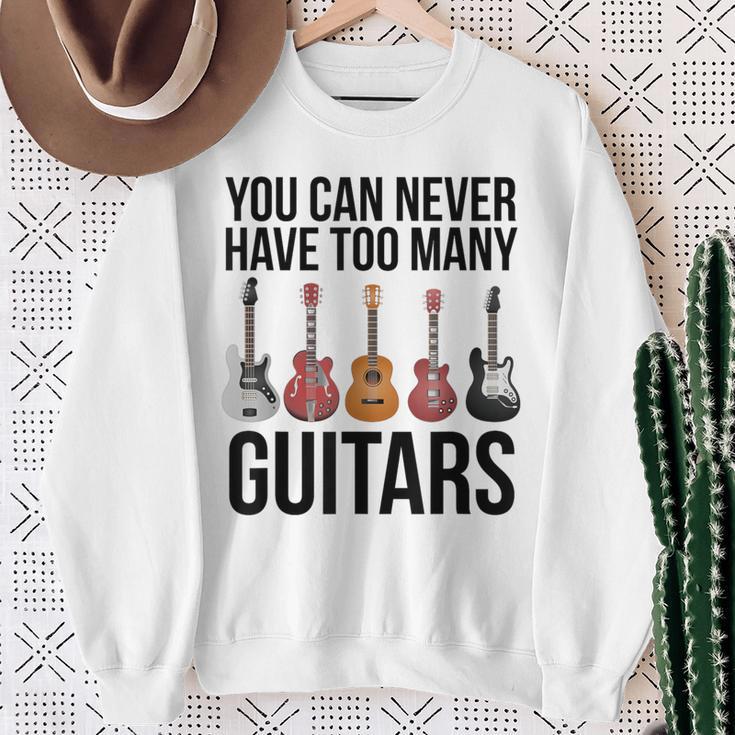 Never Too Many Guitars Guitar Sweatshirt Geschenke für alte Frauen