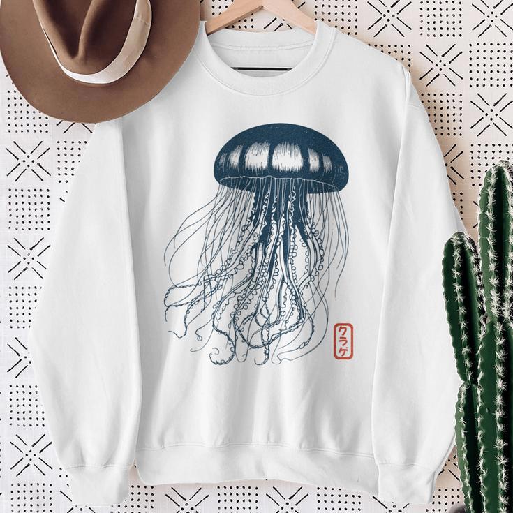 Japanese Aesthetic Asianintage Medusa Jellyfish Gray Sweatshirt Geschenke für alte Frauen