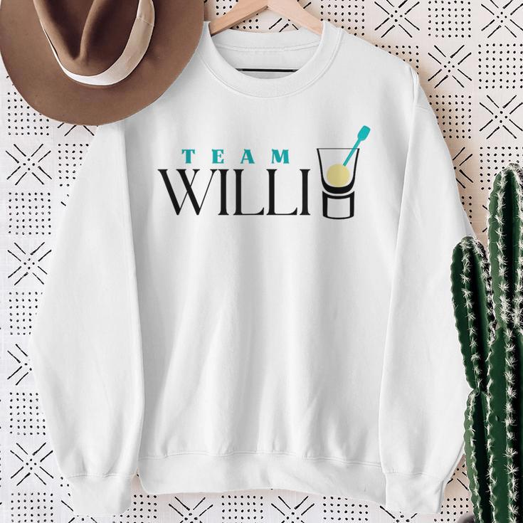 Team Willi Williams Christ Pear Schnapps Shot Apres Ski Sweatshirt Geschenke für alte Frauen