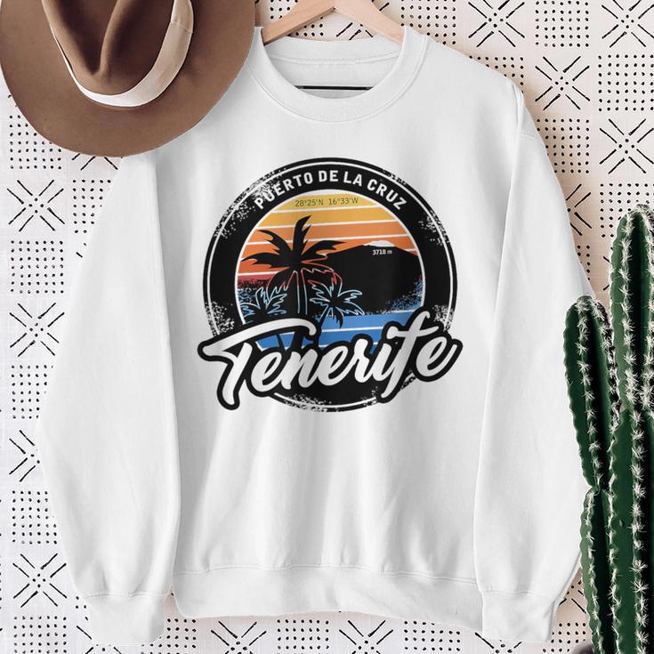 Teneriffa Puerto De La Cruz With Coordinates Gray Sweatshirt Geschenke für alte Frauen