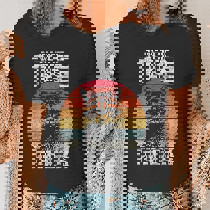 Save The Trash Pandas Raccoon Women's T-Shirt - Vintage Retro Style