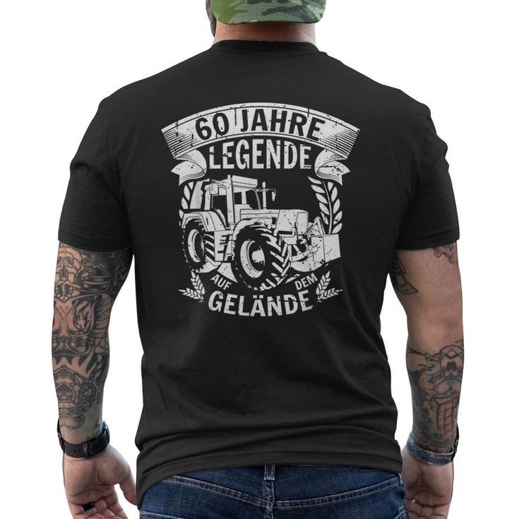 60Th Birthday Farmer 60 Years And A Legend T-Shirt mit Rückendruck