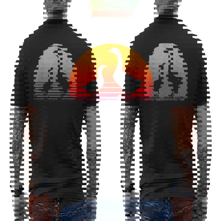 Goose Retro Vintage Sunset Men's Back Print T-Shirt