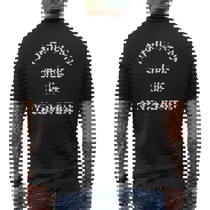 Je Parie Que Mon Âme Sent Comme Laille Natale D'oceanside En Californie T-shirt imprimé au dos