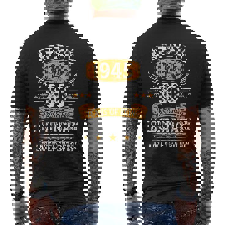 Nacido En 1945 80 Cumpleaños Hombre Abril 1945 80 Años Camiseta Hombre Estampado Espalda