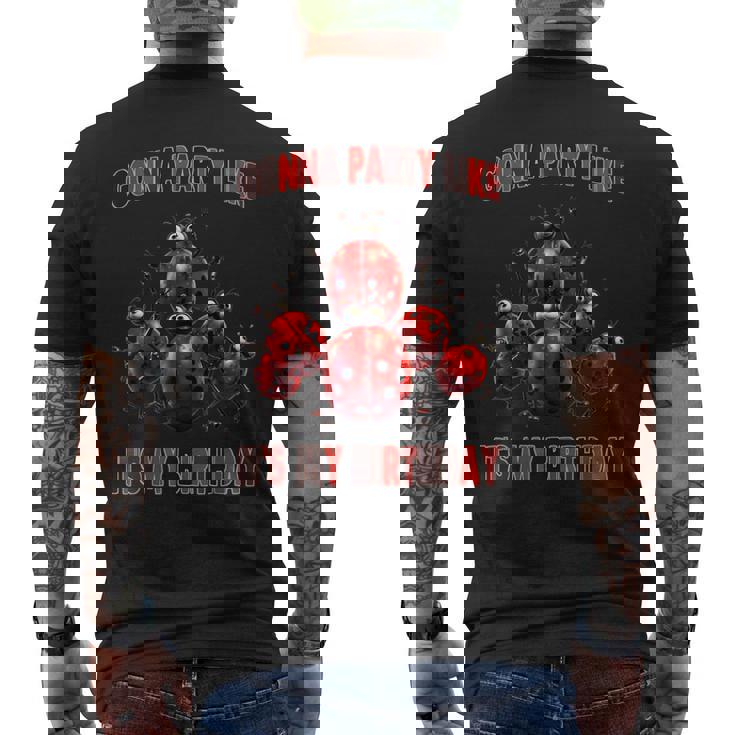 Voy A Festejar Como Si Fuera Mi Cumpleaños Mariquitas Camiseta Hombre Estampado Espalda