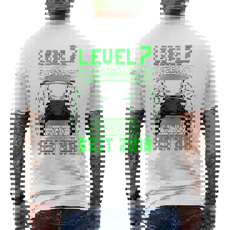 Children's Level 7 Birthday Boy Gamer 2018 7Th Birthday T-Shirt mit Rückendruck