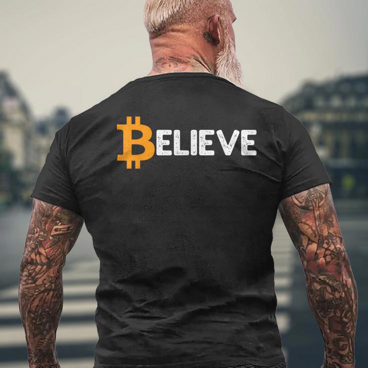 Bitcoin Logo Believeintage Btc Cryptocurrency Trader T-Shirt mit Rückendruck Geschenke für alte Männer