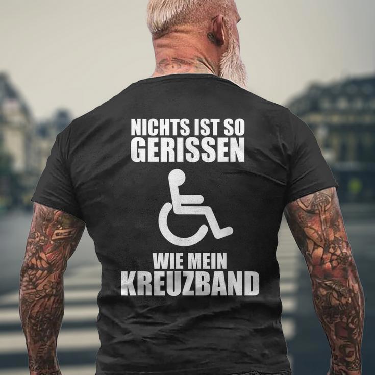 With Cross Band And Cross Band Crack Football Ski Injury T-Shirt mit Rückendruck Geschenke für alte Männer