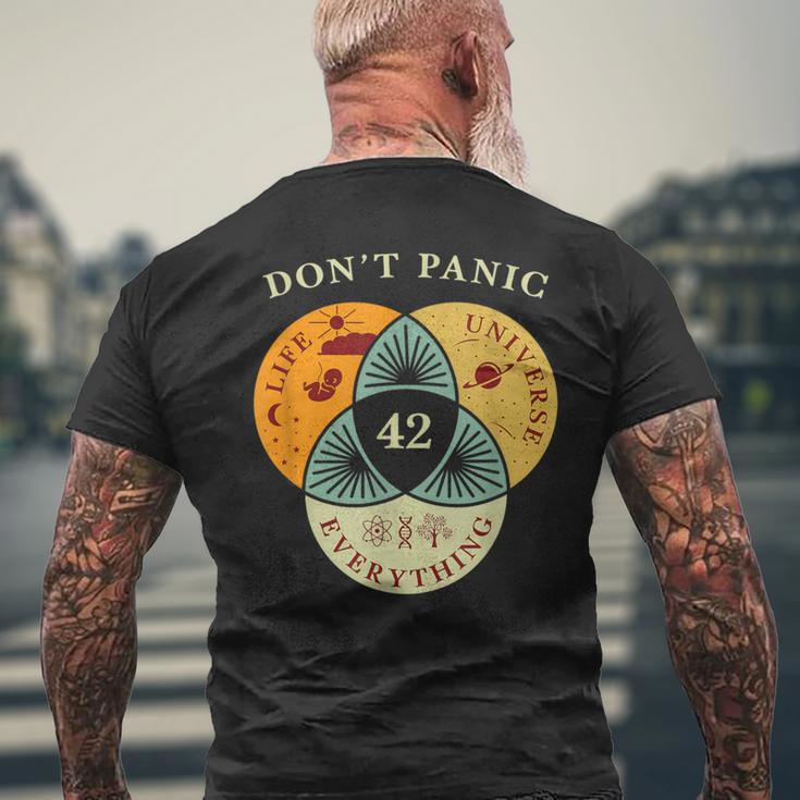 Don't Panic Life Universe Everything 42 Science Fiction Space Lovers T-Shirt mit Rückendruck Geschenke für alte Männer