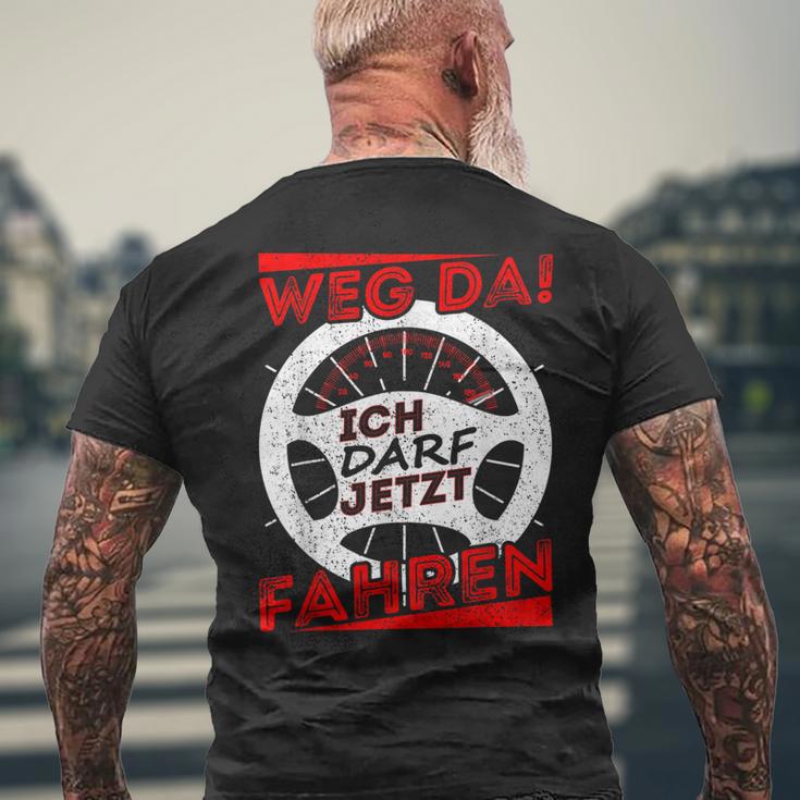 Driver Licence Testing Passed Weg Da Ich Darf Jetzt Fahren T-Shirt mit Rückendruck Geschenke für alte Männer