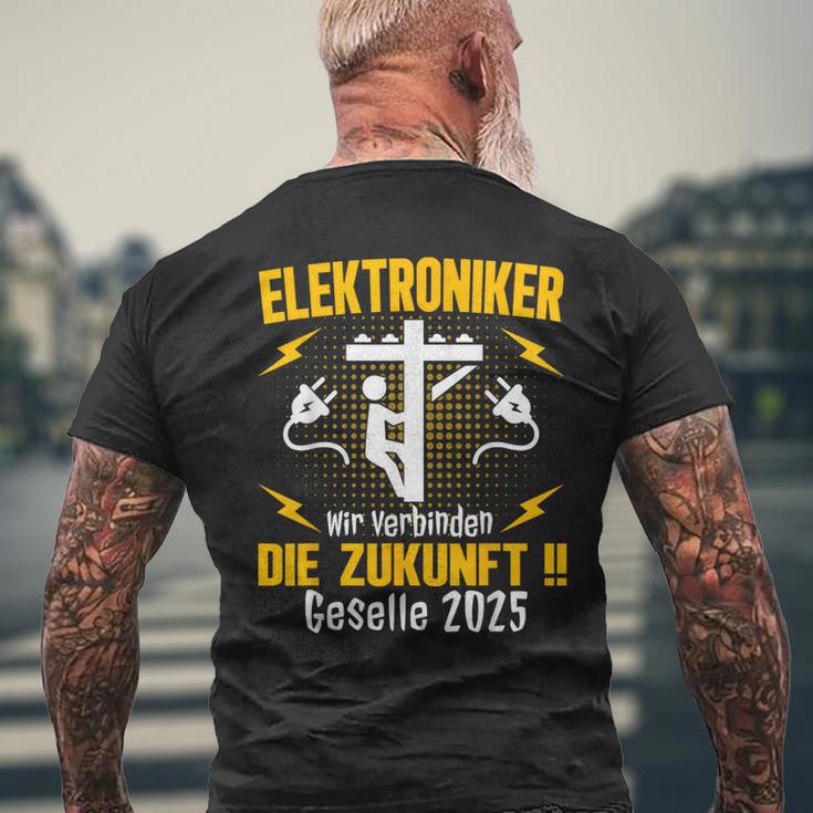 Elektroniker Azubi Ausbildung Gesellenprüfung Geselle 2025 T-Shirt mit Rückendruck Geschenke für alte Männer