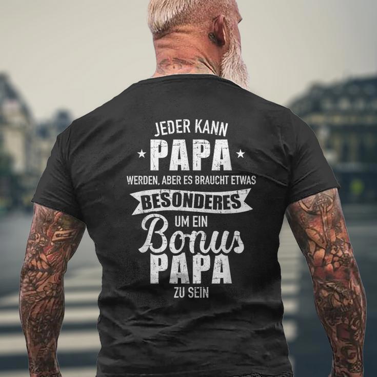 Es Braucht Etwas Special Um Bonus Papa Zu Sein T-Shirt mit Rückendruck Geschenke für alte Männer