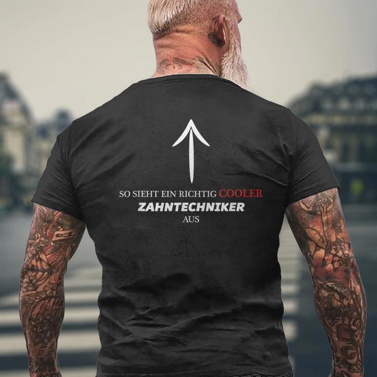 With Text So Looks Ein Richtig Cooler Zahntechniker Aus T-Shirt mit Rückendruck Geschenke für alte Männer