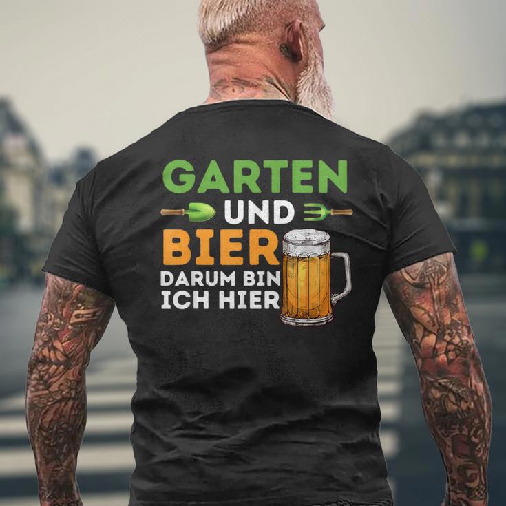 Garten Und Bier Darum Bin Ich Hier Gärtner Hobbygärtner T-Shirt mit Rückendruck Geschenke für alte Männer