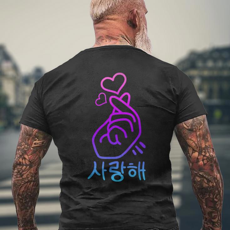 K-Pop Finger Heart Gesture Korean Letters Saranghae T-Shirt mit Rückendruck Geschenke für alte Männer