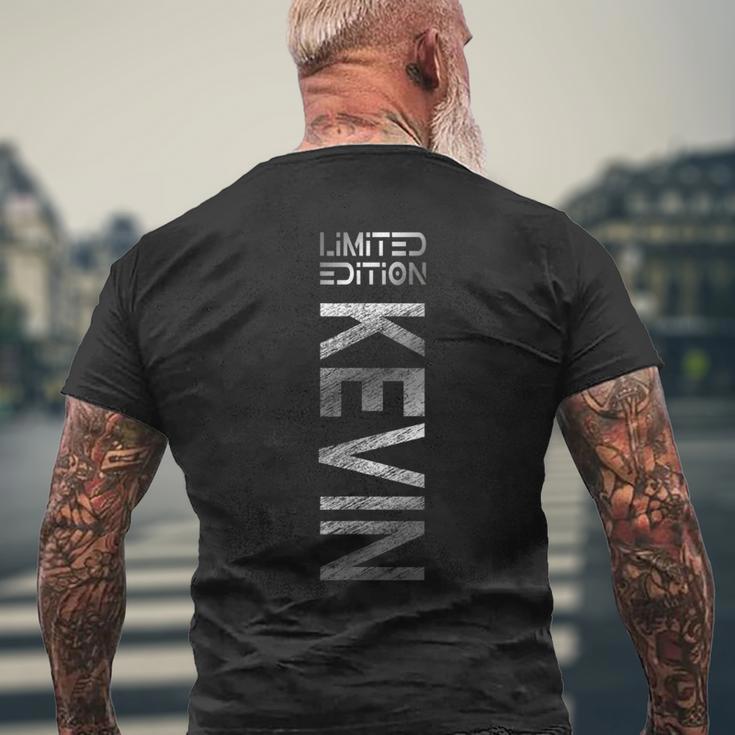 Kevin Name First Name Boy Man Birthday T-Shirt mit Rückendruck Geschenke für alte Männer