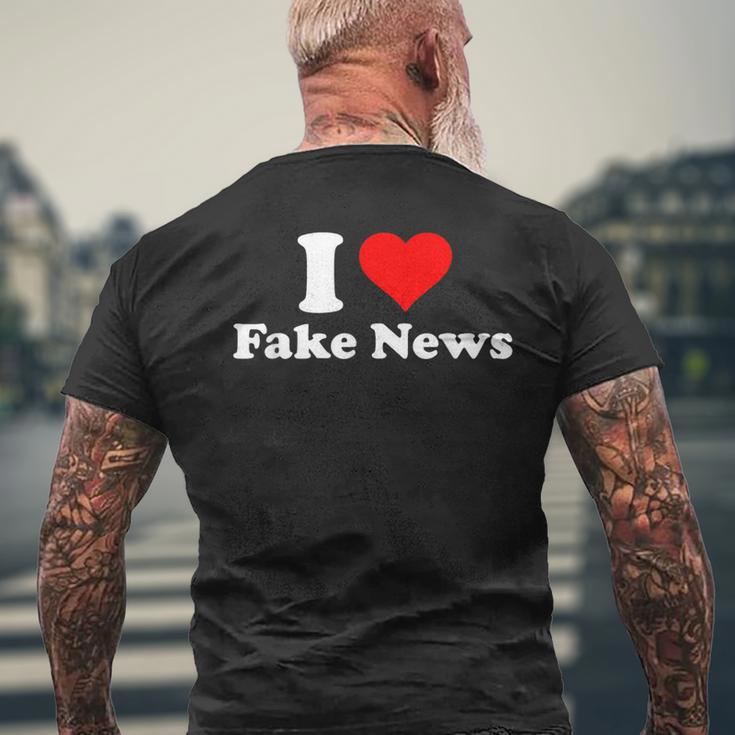 I Love Fake News T-Shirt mit Rückendruck Geschenke für alte Männer