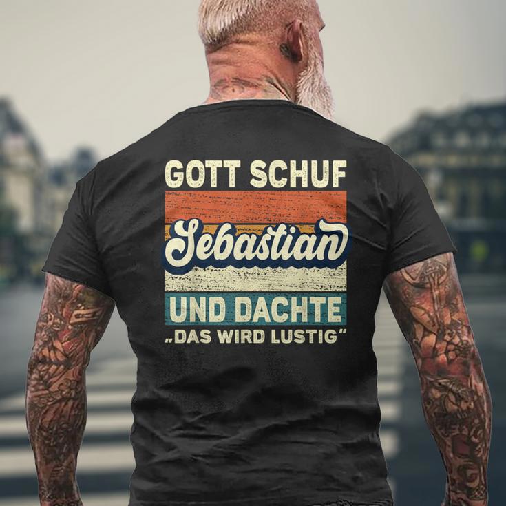 Sebastian Name Saying Gott Schuf Sebastian S T-Shirt mit Rückendruck Geschenke für alte Männer