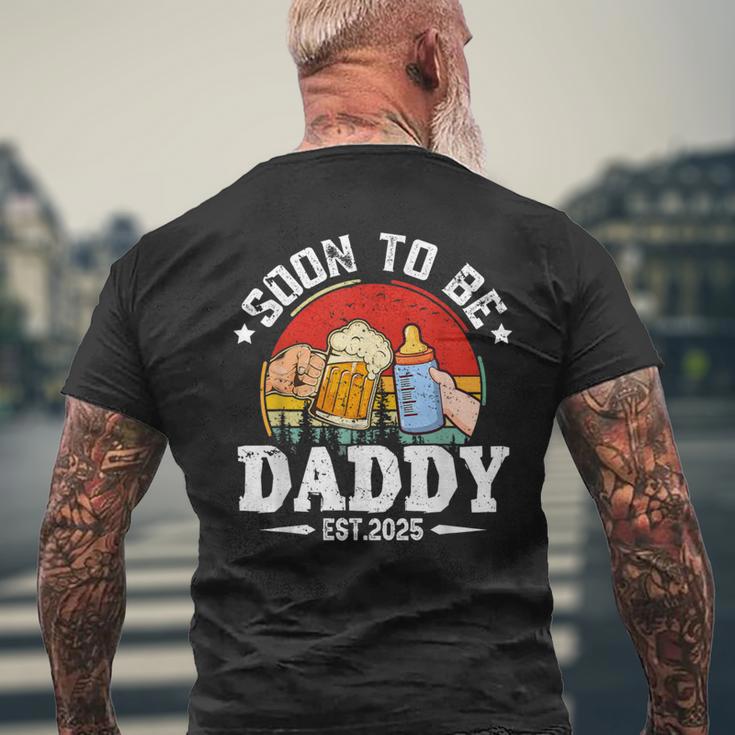 Soon To Be Daddy 2025 Retro Pregnancy Announcement Dad T-Shirt mit Rückendruck Geschenke für alte Männer