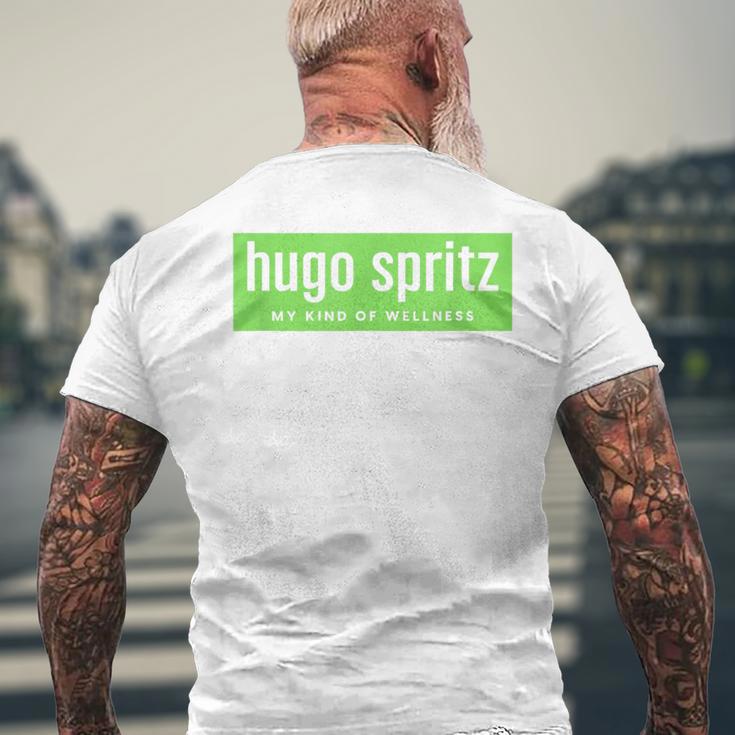 Hugo & Spritz My Kind Of Wellness Summer Cocktail Sparkling Team T-Shirt mit Rückendruck Geschenke für alte Männer